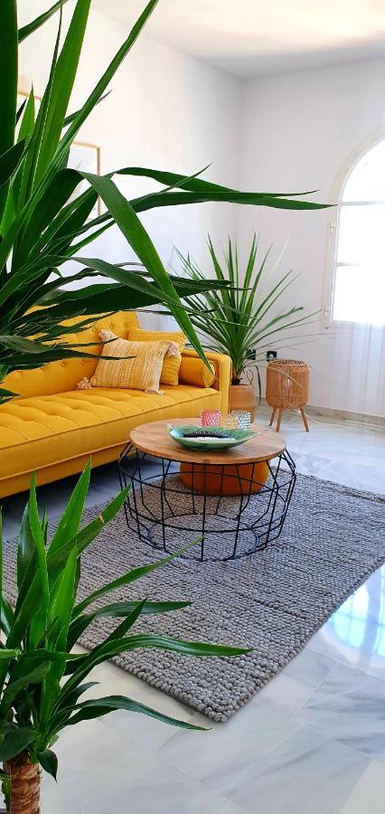 Eco Playa Suites - Beach & Golf! เบนัลมาเดนา ภายนอก รูปภาพ