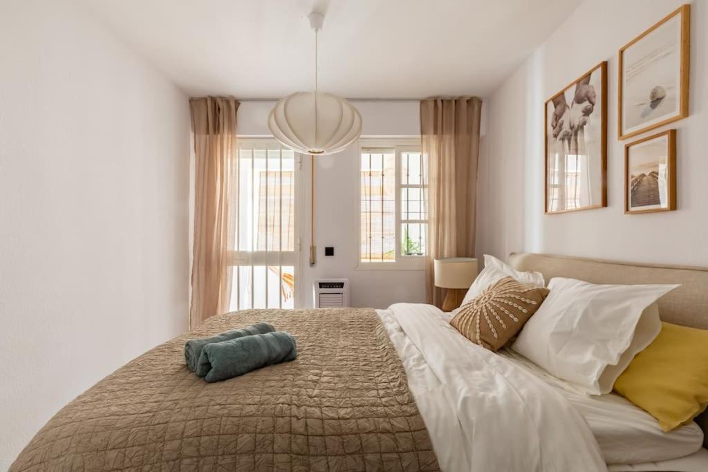 Eco Playa Suites - Beach & Golf! เบนัลมาเดนา ภายนอก รูปภาพ